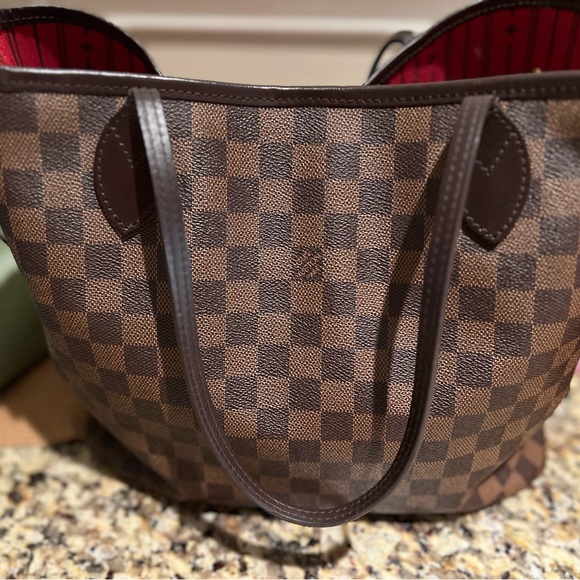 Louis Vuitton Neverfull MM, Damier Ebene - Picture 1 of 2